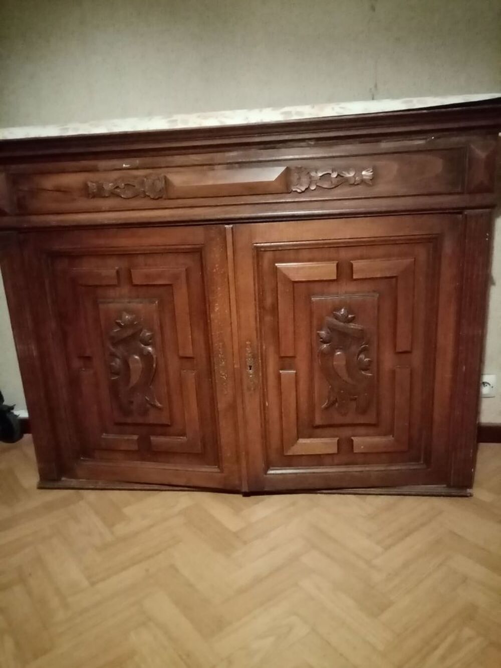Buffet en bois massif Meubles