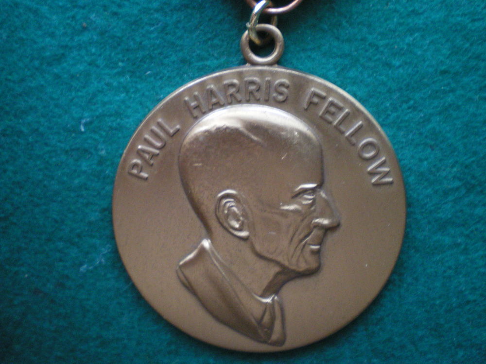 M&eacute;daille de Paul Harris Fellow. Fondation Rotary Club. 