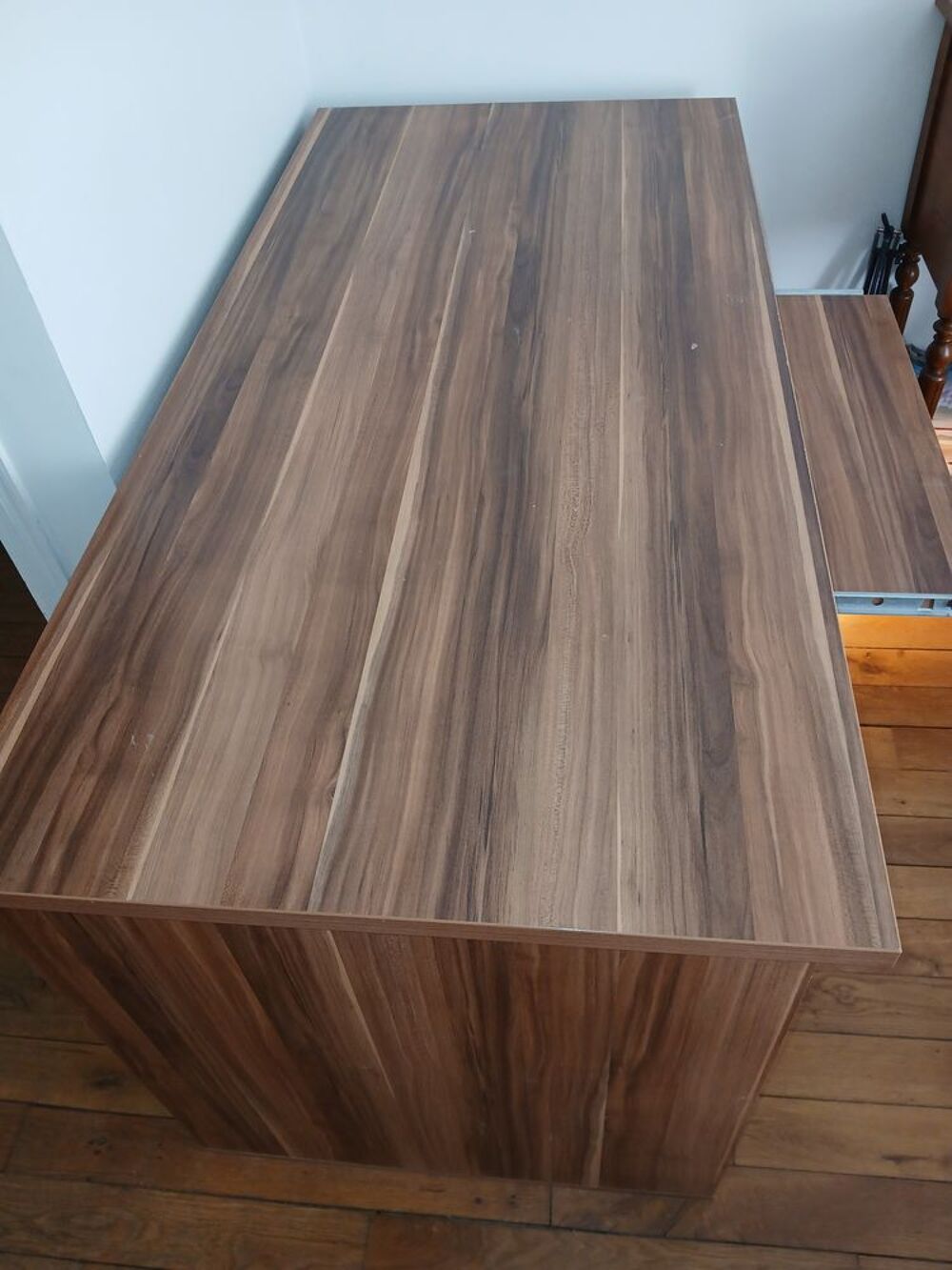 BUREAU AVEC RANGEMENT +FAUTEUIL Meubles