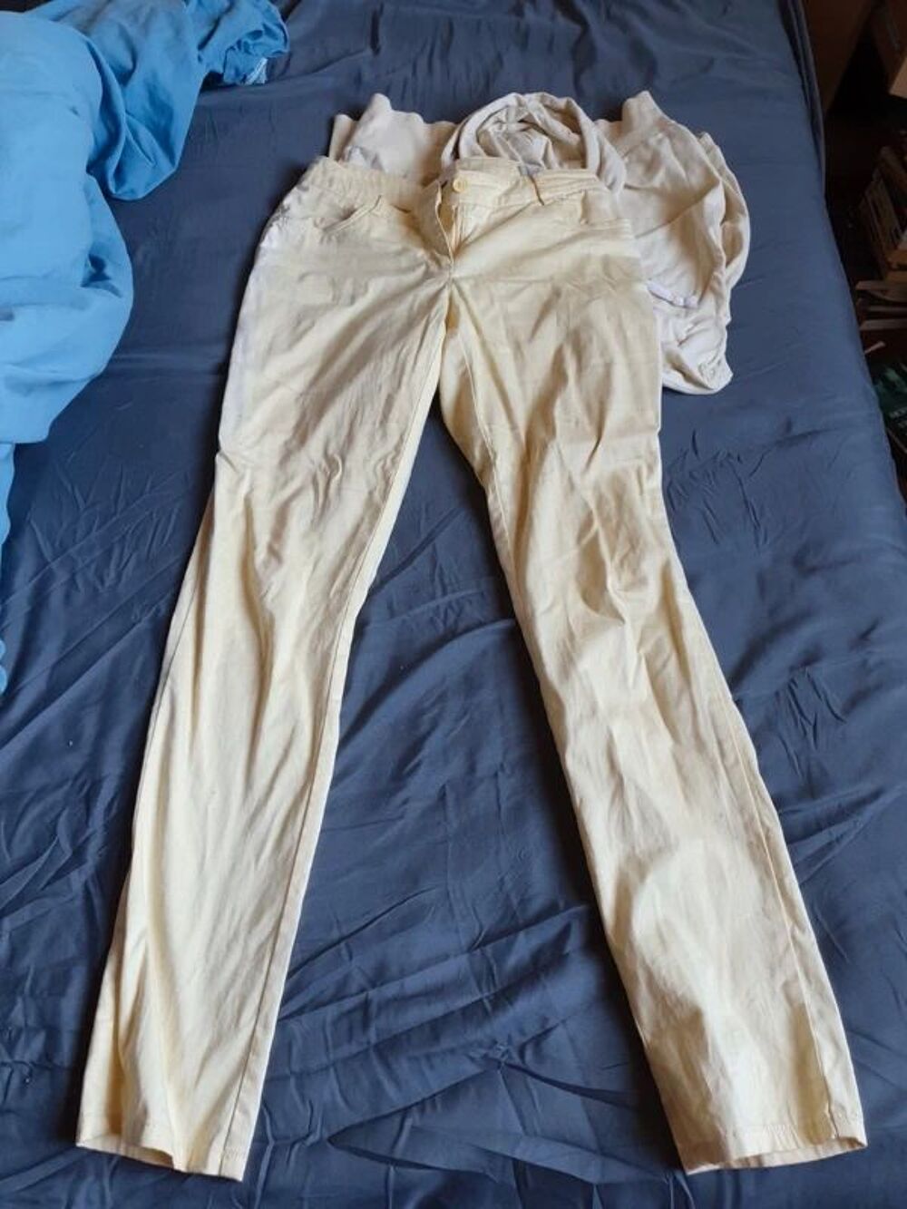 Lot pull &agrave; capuche et pantalons Flash Lights Vêtements