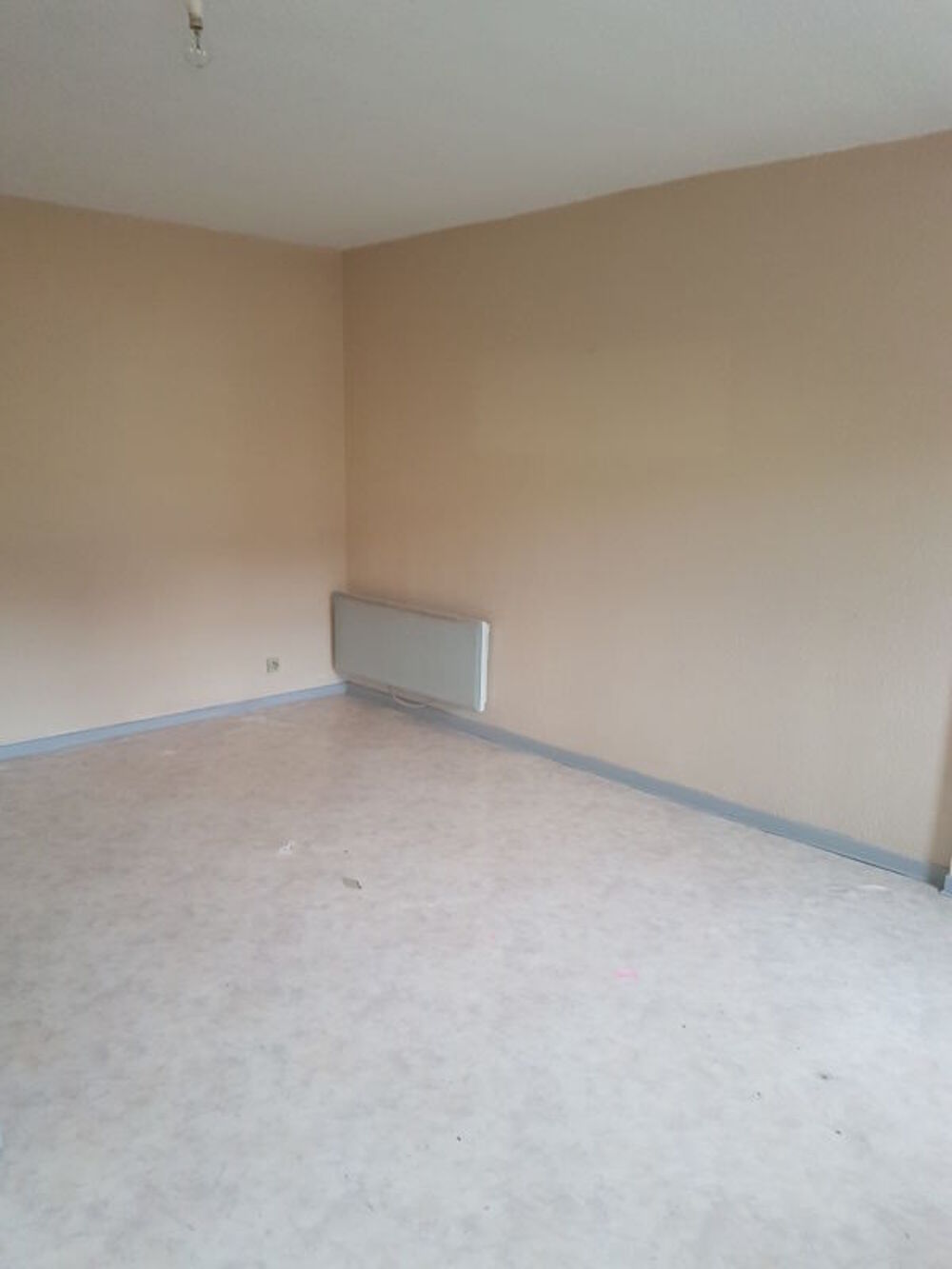 location Appartement - 3 pièce(s) - 72 m² Vandœuvre-lès-Nancy (54500)