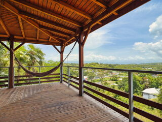 Maison 4 pièces · à Le Gosier · 420 000 €