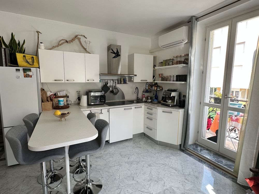 Vente Appartement RARE À LA T2 meublé ? MENTON / ROQUEBRUNE-CAP-MARTIN Menton
