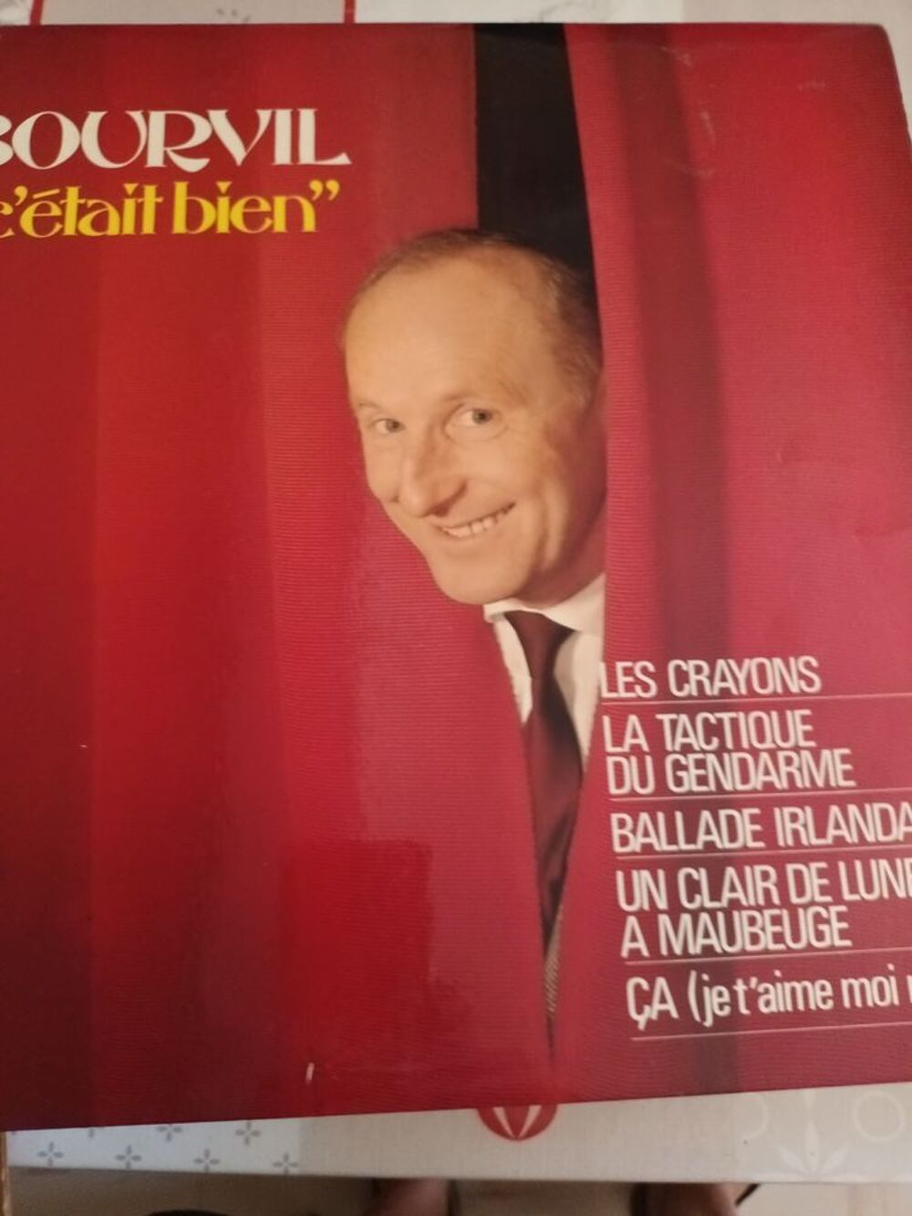 Vinyles 33 tours
CD et vinyles