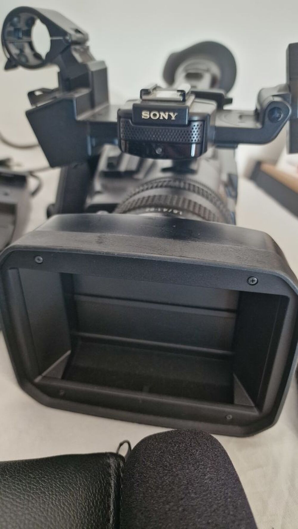 CAMERA SONY 
Photos/Video/TV