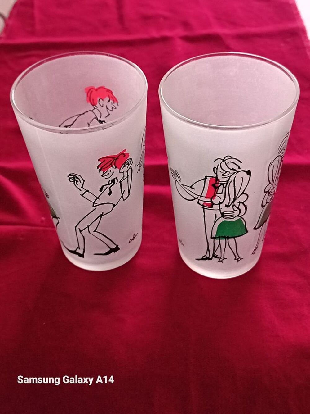LOT DE 2 VERRES DECO DESSINS SIGNE CABU Décoration