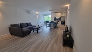  Appartement à louer 4 pièces 80 m² Frontignan