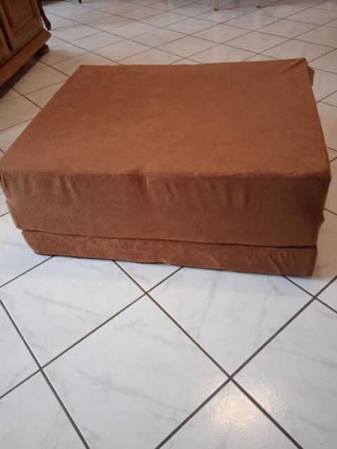 Pouf , lit  faon futon 60 Langres (52)