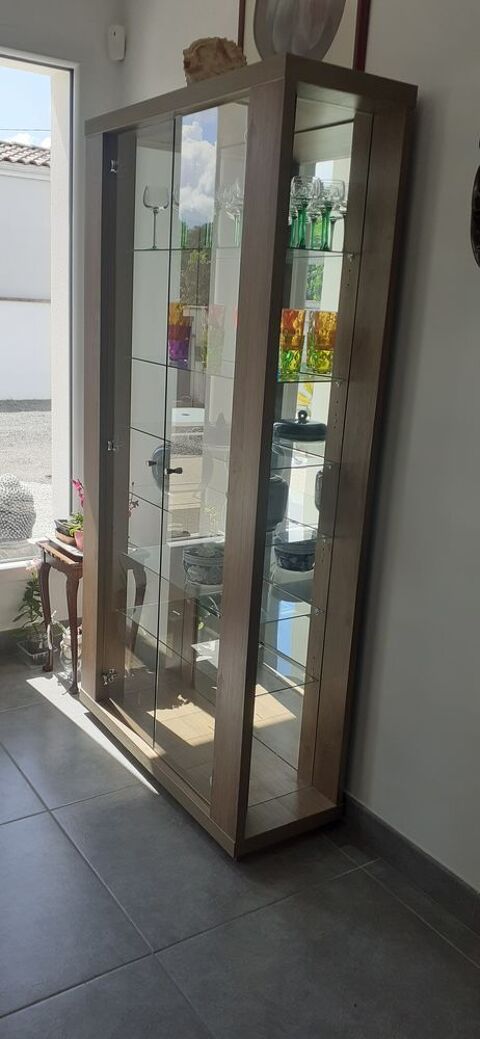Vitrine 95 Parempuyre (33)