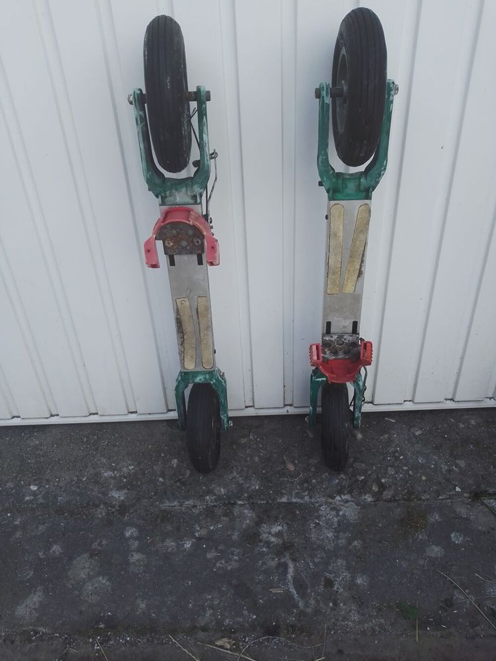 Skis &agrave; roulettes . Sports