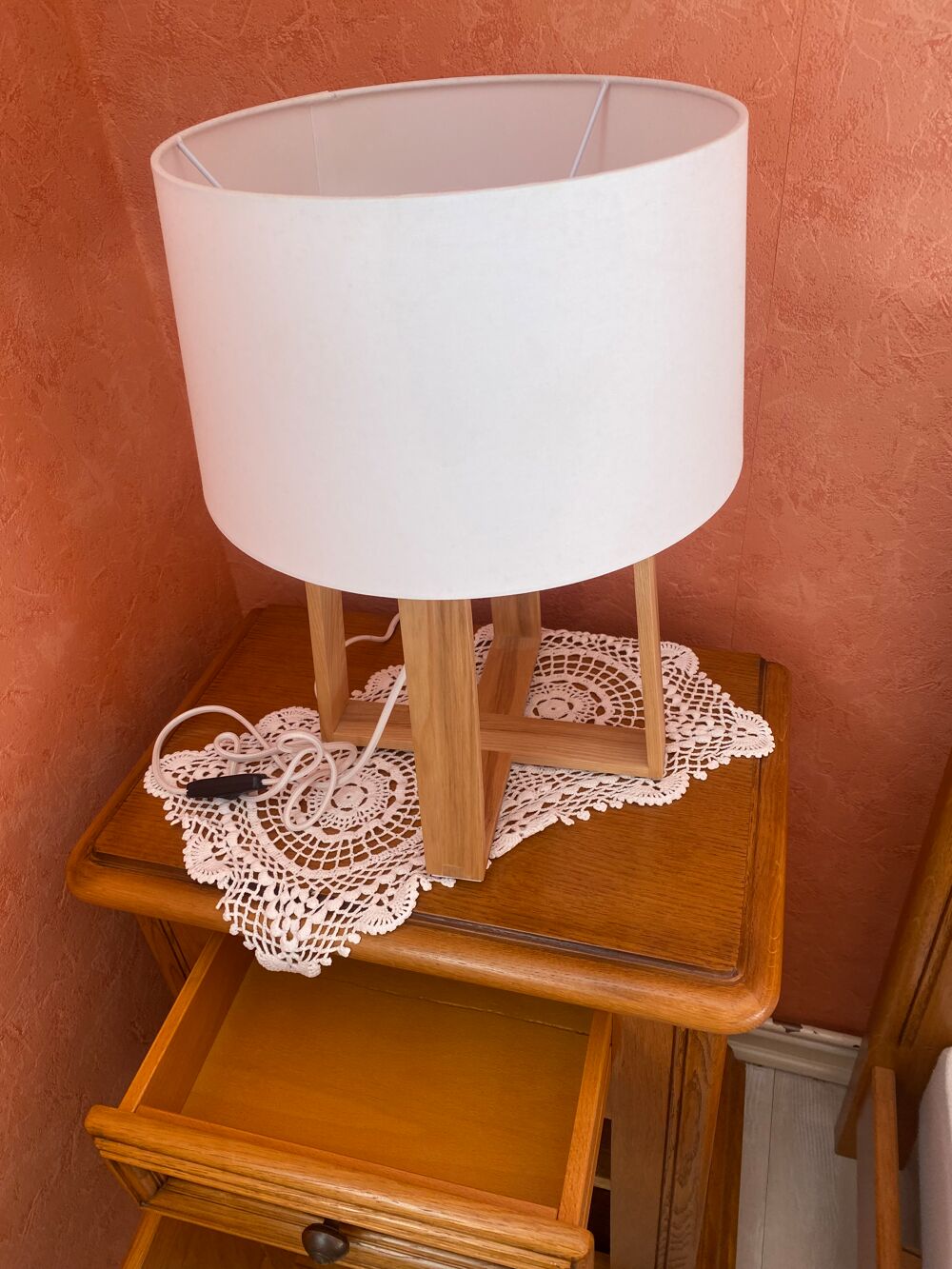 2 LAMPES DE TABLE OU DE CHEVET EN EXCELLENT ETAT D�coration