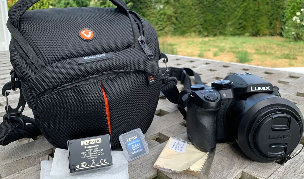 ? Panasonic Lumix FZ300 ? &Eacute;tat NEUF ? Pack complet Photos/Video/TV