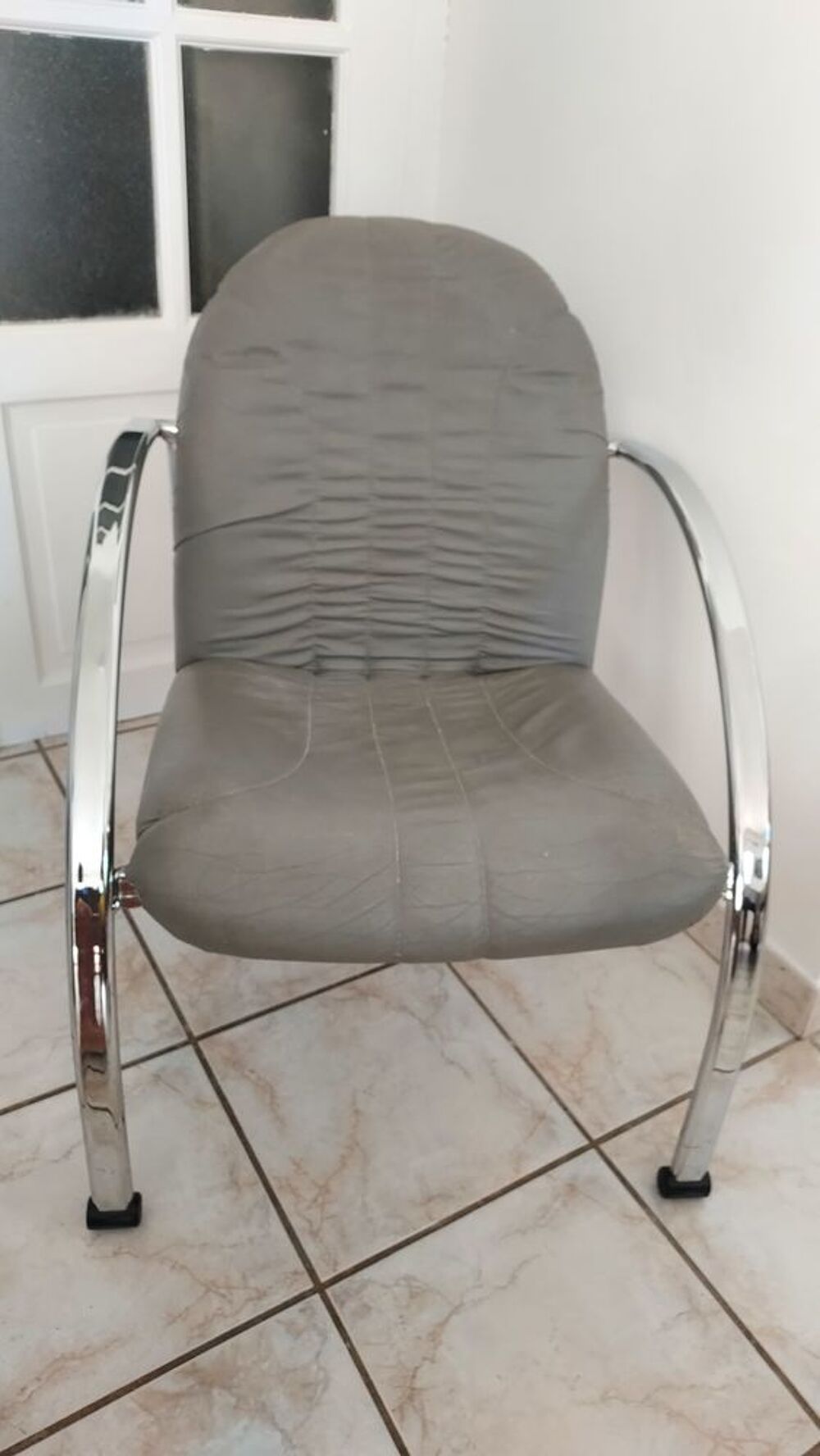 FAUTEUIL CUIR GRIS Meubles