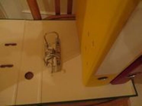 Divers classeurs � leviers coins renforc�s - dos 5 et 8 cm 0 M�rignies (59)