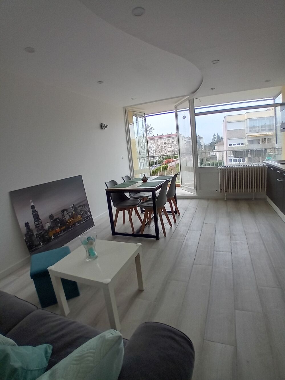 Location Appartement Colocation tudiant /jeune actif  Bron. Reste 2 chambres /3 Bron