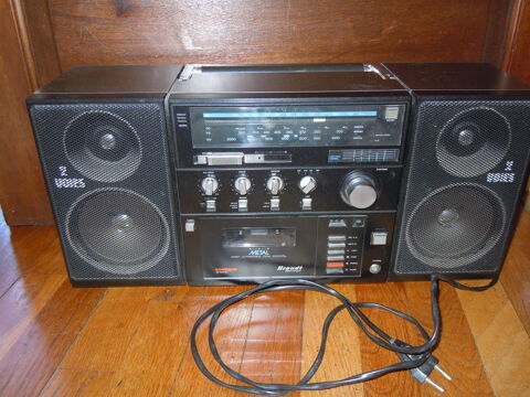 POSTES RADIO CASSETTES . 40 Chalon-sur-Sa�ne (71)