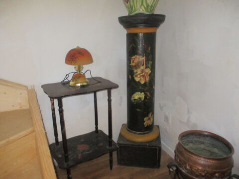 TRES ANCIENNE COLONNE EN TERRE CUITE TRES HAUE A RESTAURER  0 Roanne (42)