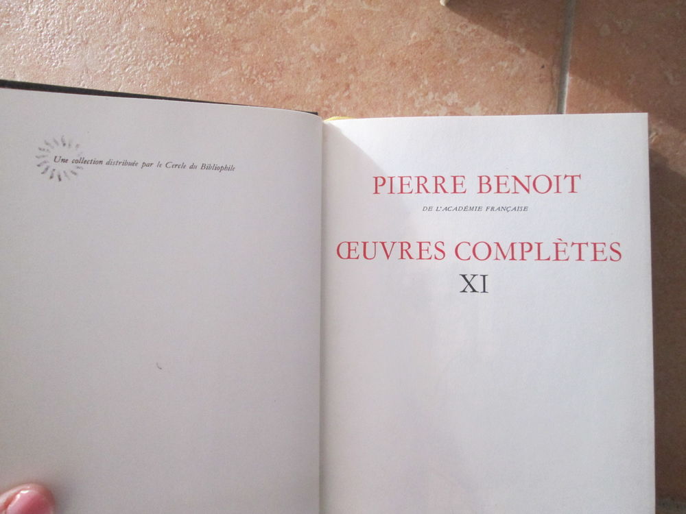 Lot de 7 beaux livres reli&eacute;s Pierre Beno&icirc;t Livres et BD