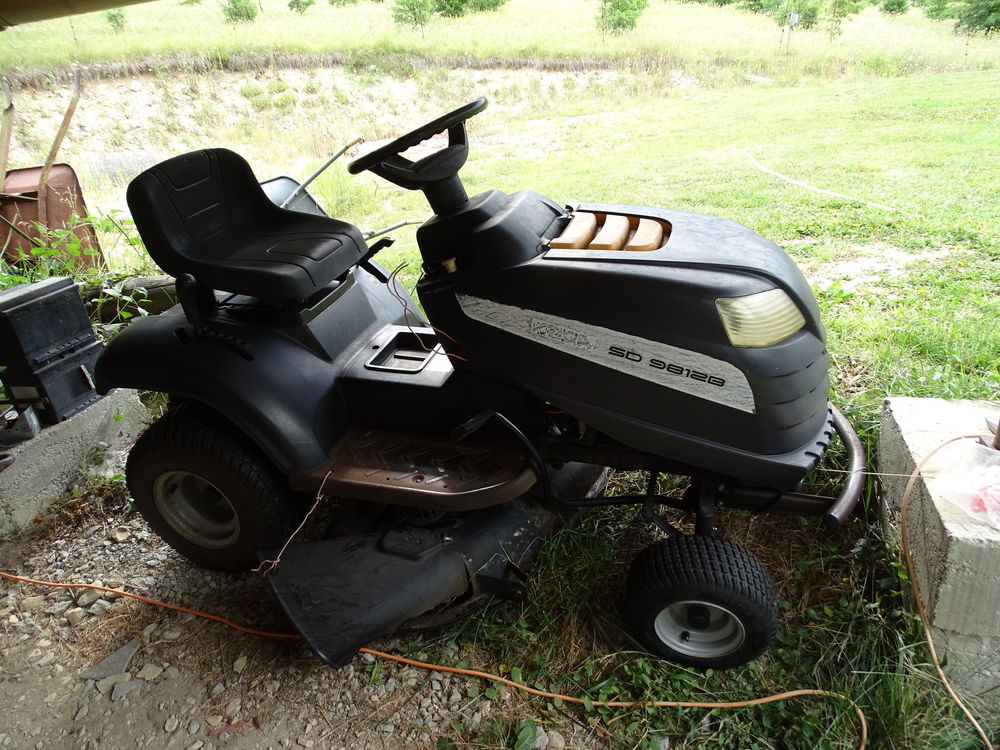 Tondeuse auto port&eacute;e STIGA Jardin
