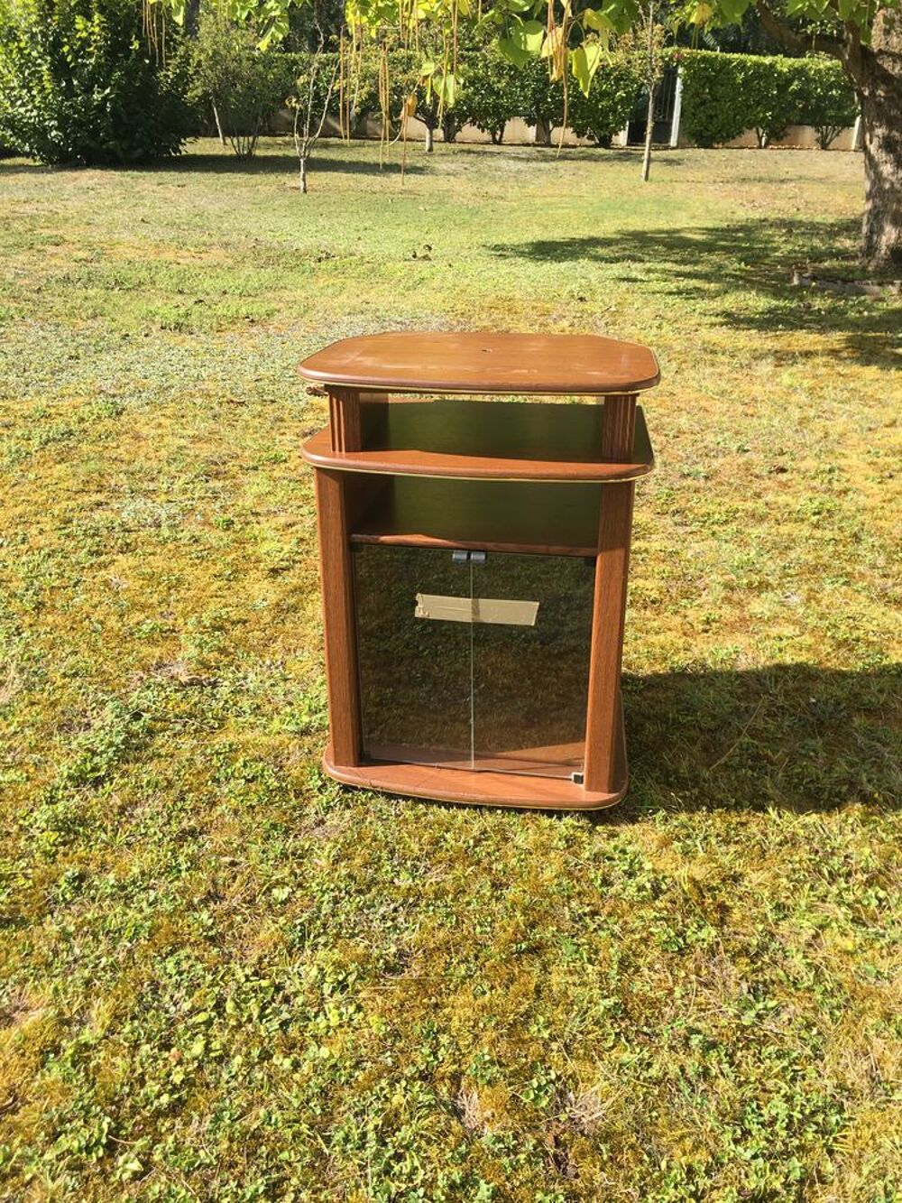 Meuble t&eacute;l&eacute; Meubles