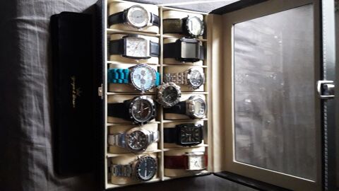COFFRET DE 17 MONTRES TOUTES MARQUES LIP ET AUTRES 0 Verberie (60)