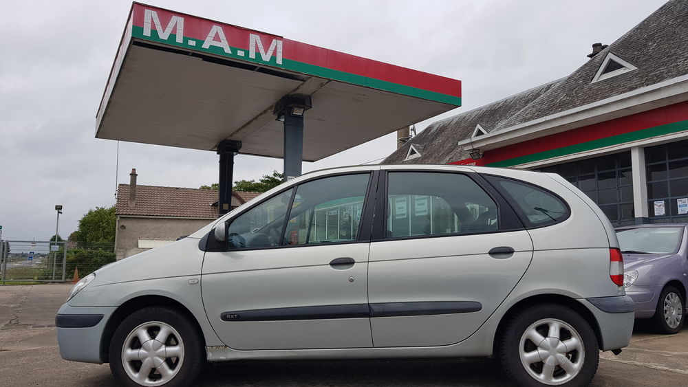 Sc&eacute;nic M&eacute;gane 1.9 DTI RXT 1999 occasion 41500 Cour-sur-Loire