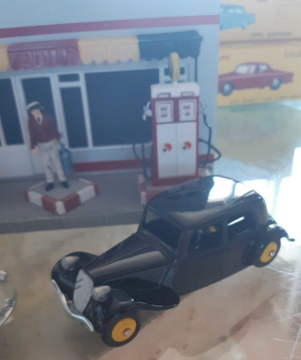 Citro&euml;n Traction Dinky Toys Atlas 