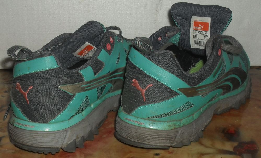 Baskets PUMA taille 40 Chaussures