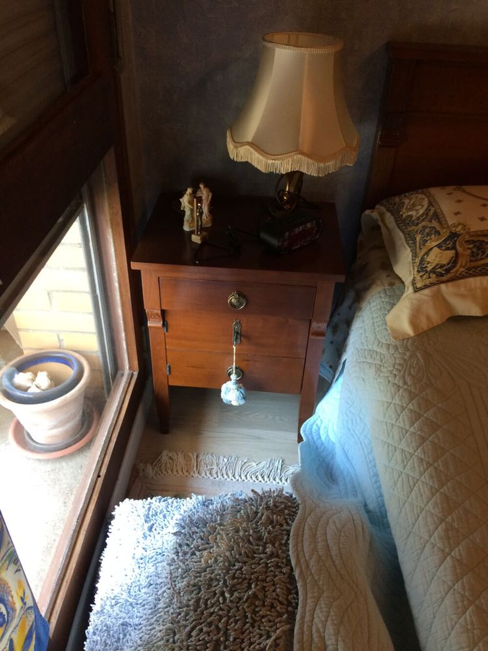 Vends lit adulte Meubles