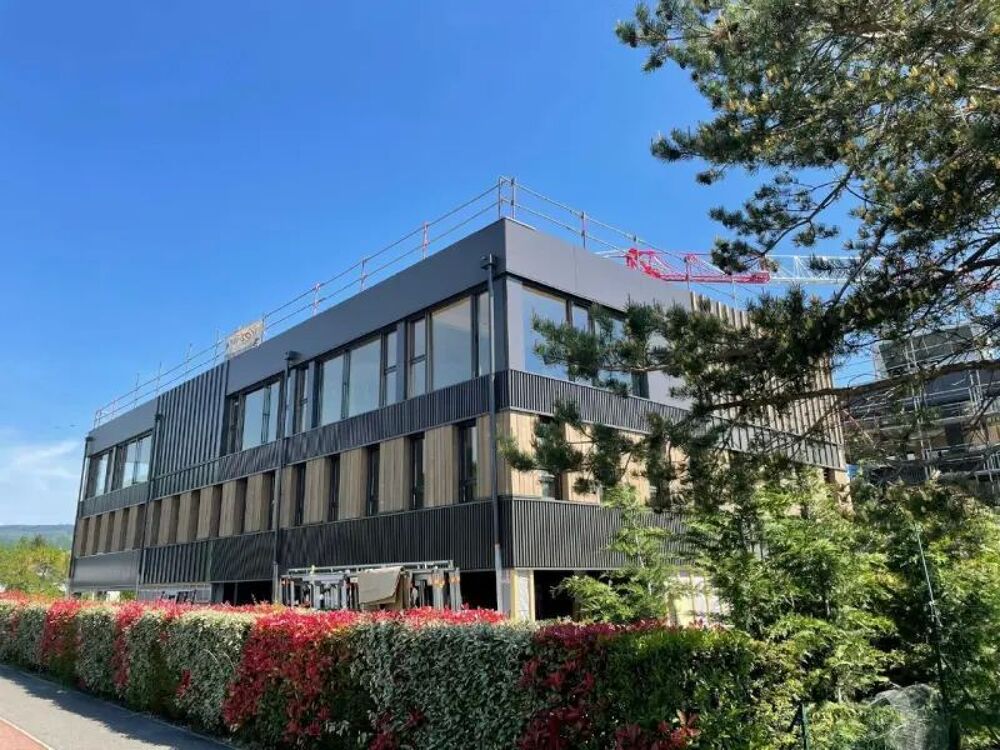  Magnifique Bureaux 160m2 aménagés Allonzier-la-caille