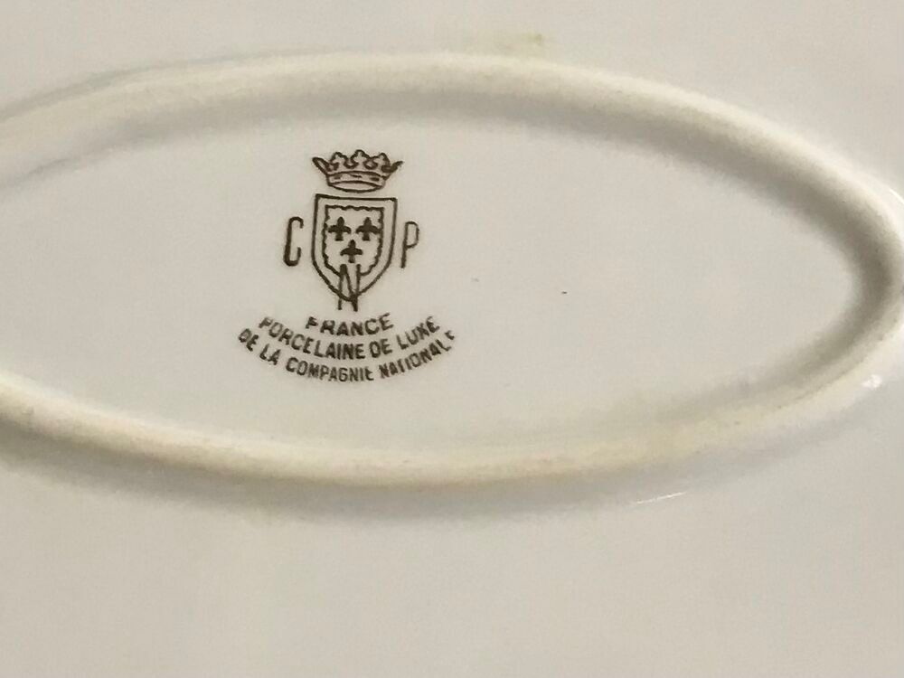 lot de vaisselle en porcelaine pour 50 eur SUR PLACE Décoration