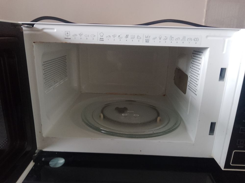 Four a micro onde Whirlpool Cuisine