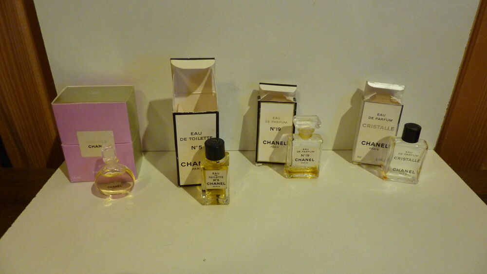 COLLECTION MINIATURES DE PARFUM 