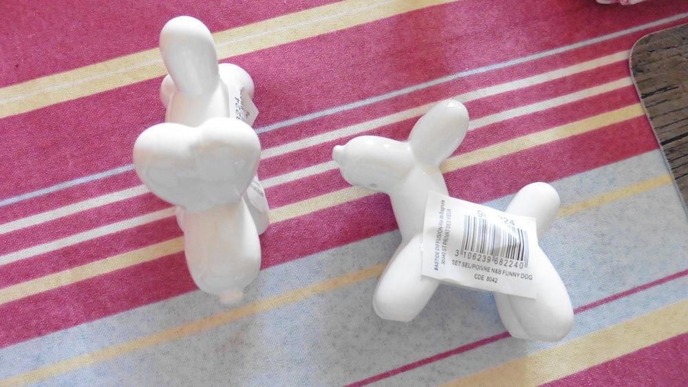 Duo sali&egrave;re et poivri&egrave;re chiens c&eacute;ramique blanc Cuisine