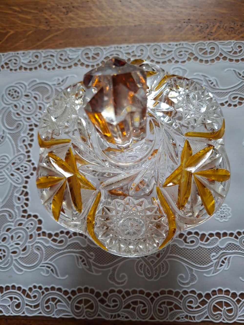 Bonbonni&egrave;re en cristal de boh&egrave;me Décoration