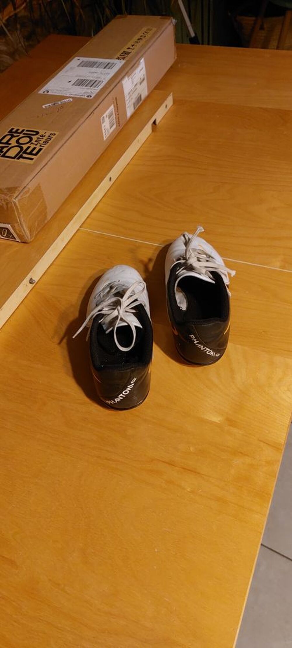 Chaussure de foot enfant Sports