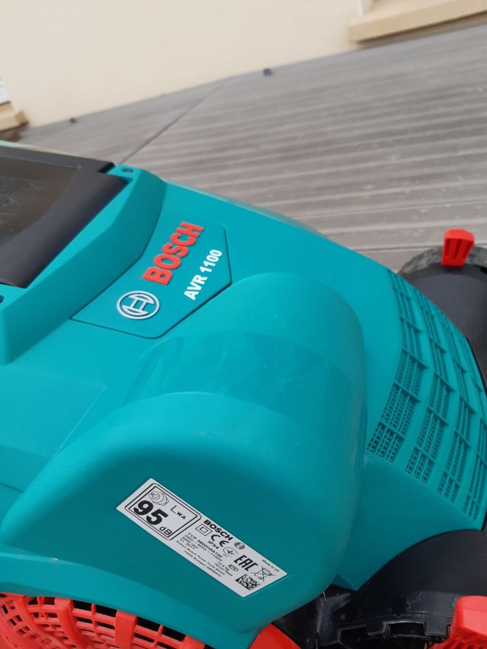 Scarificateur Bosch AVR 1100 Jardin