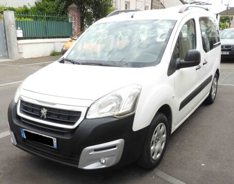 Annonce voiture Peugeot Partner Tepee 7490 €
