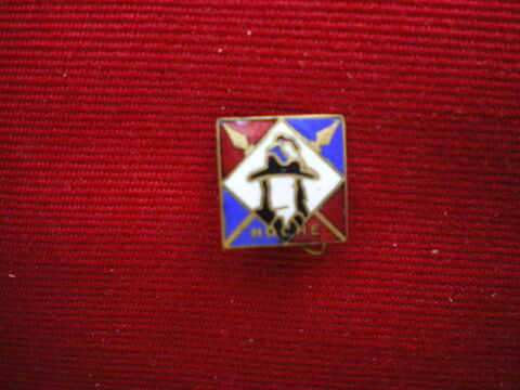 Insigne de Marine - Contre-Torpilleur Hoche. 15 Caen (14)