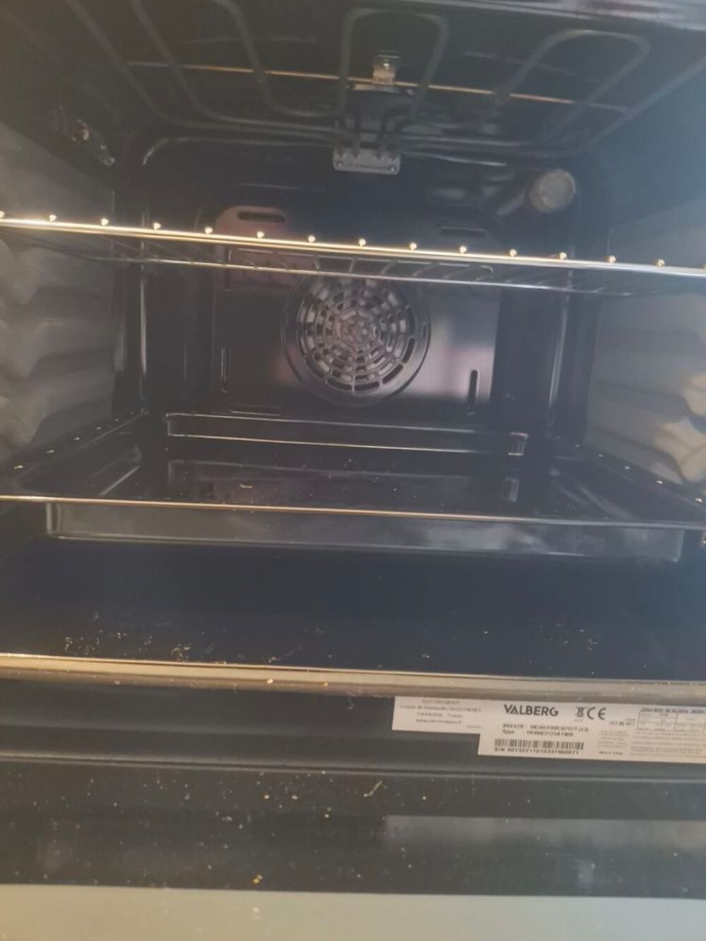 Cuisini&egrave;re Valberg ? Tr&egrave;s bon &eacute;tat, peu servie Electroménager