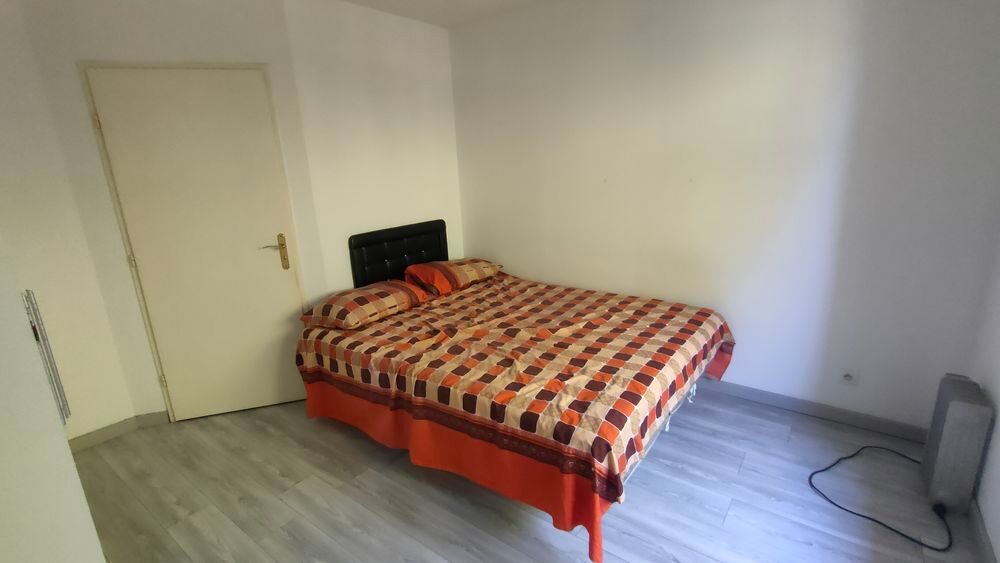 Location Appartement 2 pièces meublé 48m² + balcon + parking Trappes