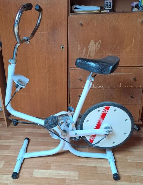 Vélo d'appartement ancien 30 Vieux-Condé (59)