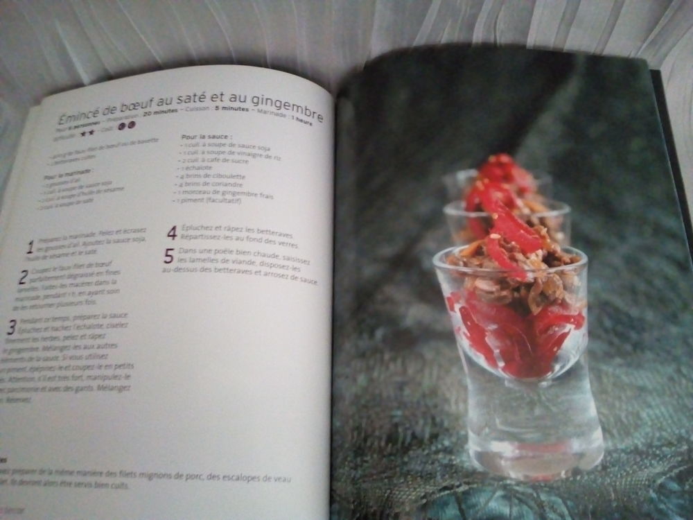 Livre de recettes " Divines Verrines " Livres et BD