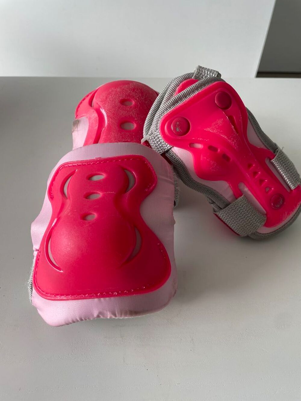 Pack complet rollers enfant rose ( 30-33) pr&ecirc;t &agrave; rouler on Sports