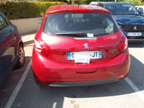 208 1.2 VTi 82ch BVM5 Active 2014 occasion 06000 Nice