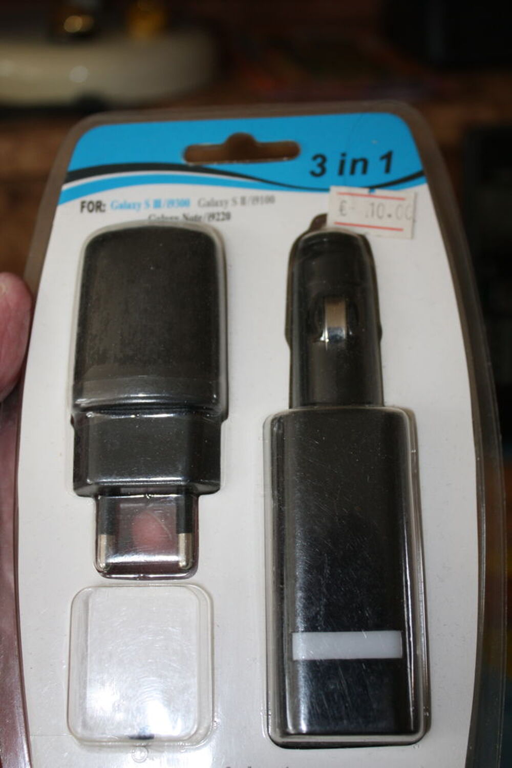Chargeur USB NEUF Téléphones et tablettes