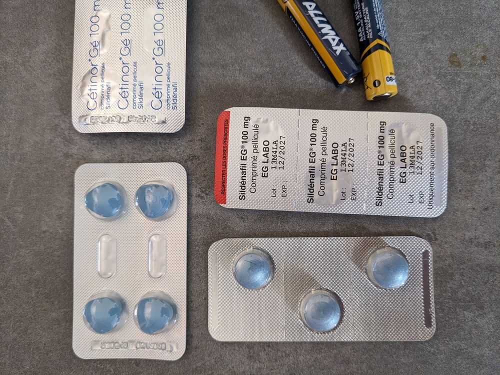 Chargeur SILDENAFIL pour bien recharger les piles.
une plaqu Bricolage