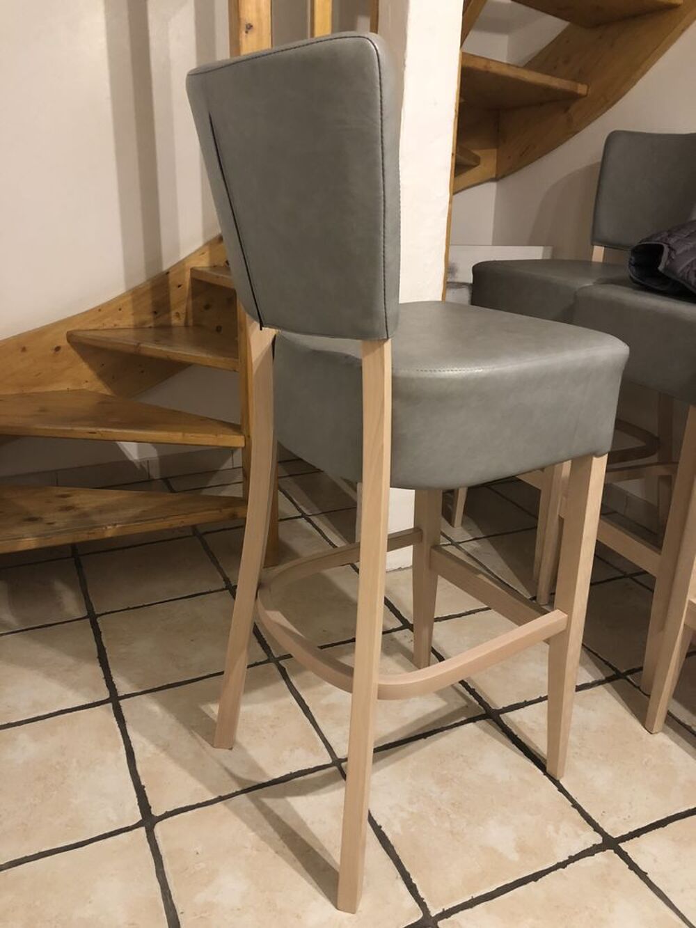 Tabouret neuf! Meubles