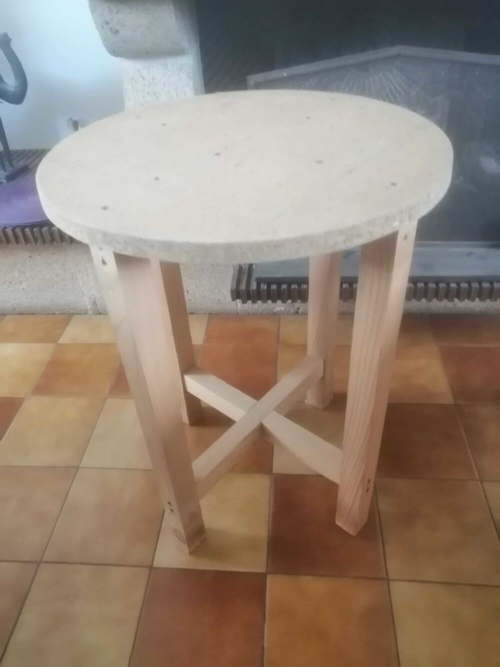 TABLE DE CHEVET OU BOUT DE CANAP&agrave;‰ Meubles