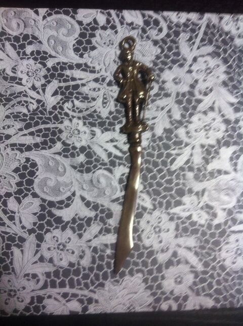 Coupe papier branze prix est n�gociable  45 Strasbourg (67)